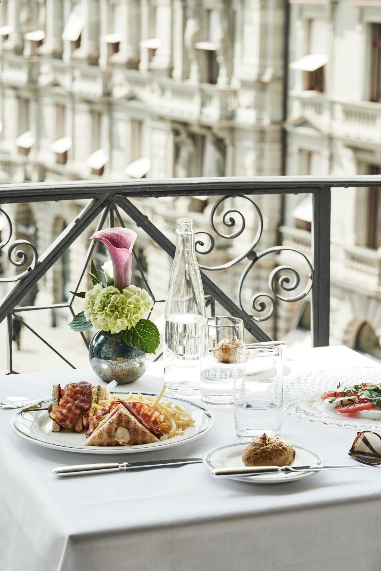 Otel Savoy Baur En 5*
