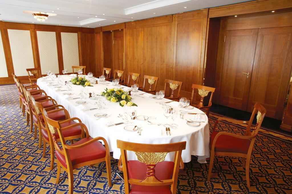Savoy Baur En Otel Zürih