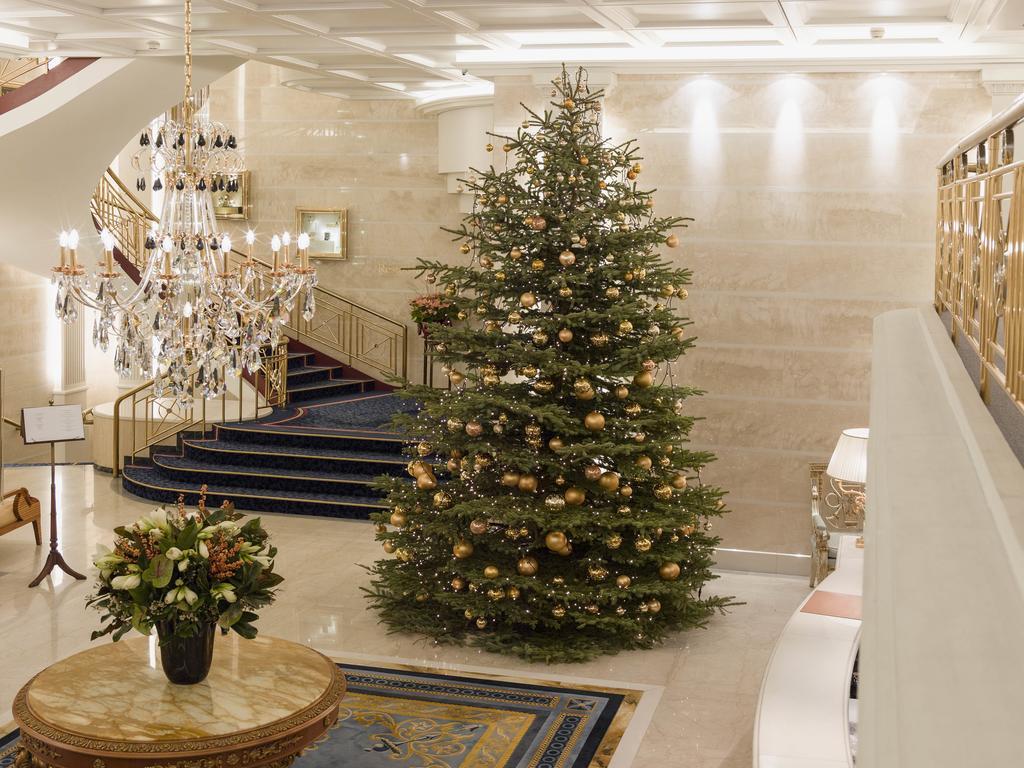 Savoy Baur En Otel Zürih