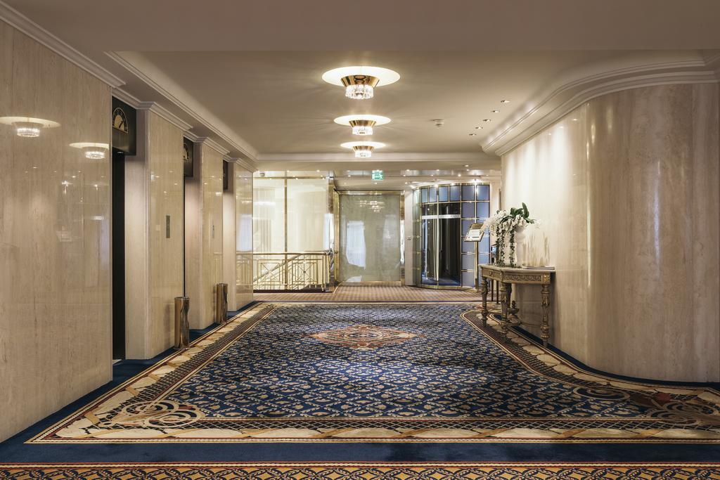 Savoy Baur En Otel Zürih