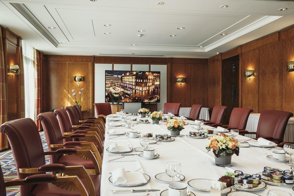 Savoy Baur En Otel Zürih